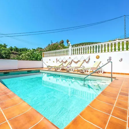 Carmela Nerja Villa