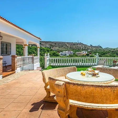 Carmela Nerja Villa *